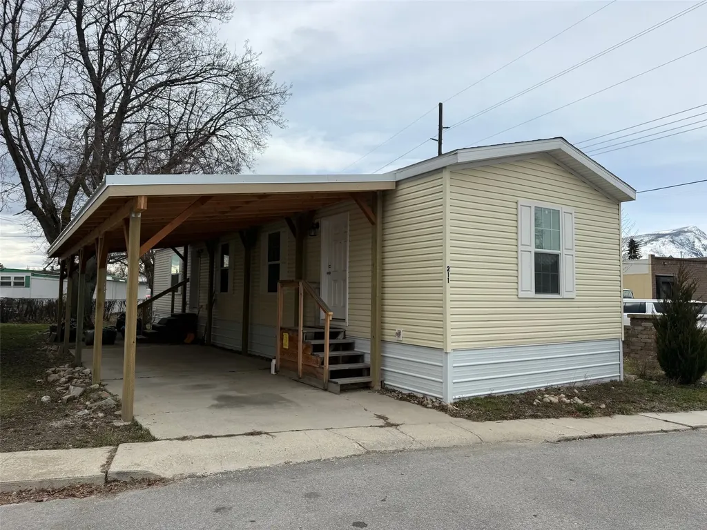211 E Desmet Street Hamilton MT 59840