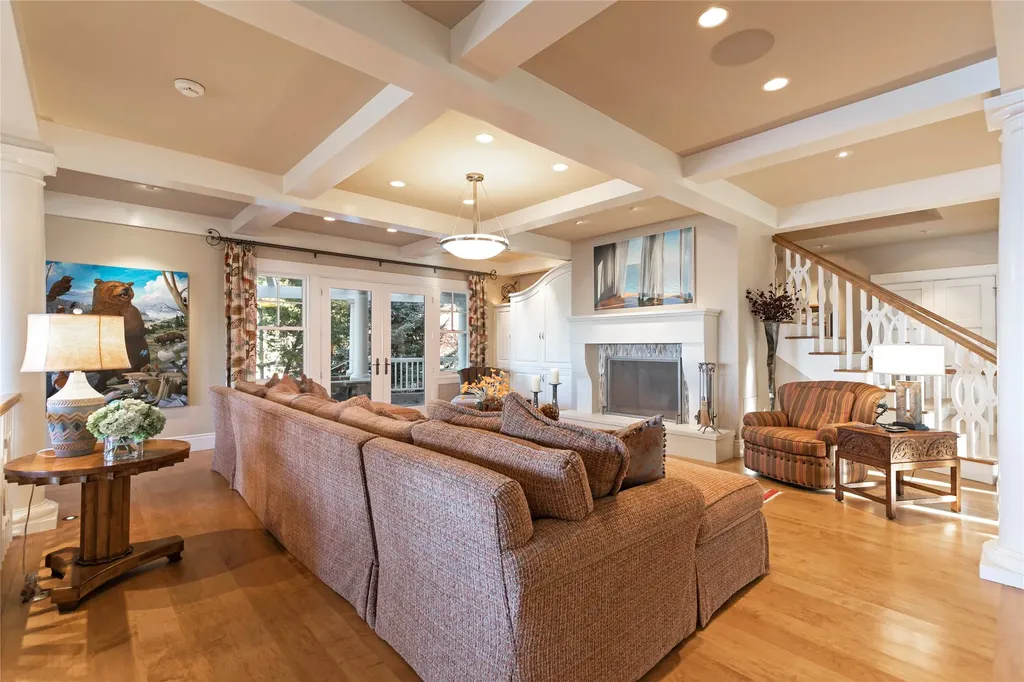 33702 N Finley Point Road Polson MT 59860