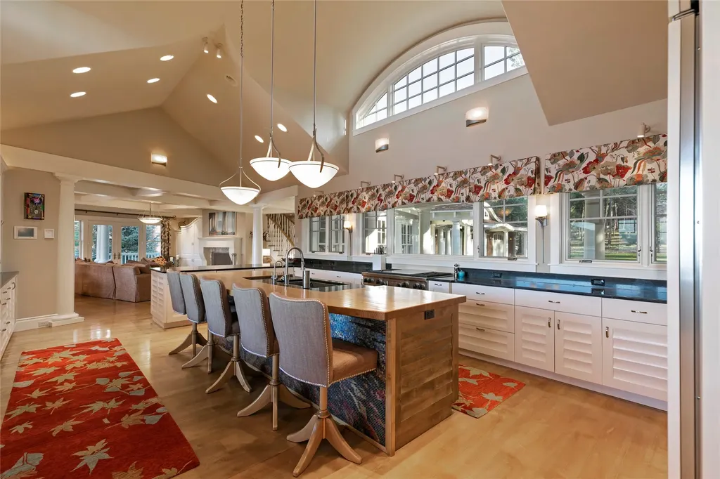 33702 N Finley Point Road Polson MT 59860