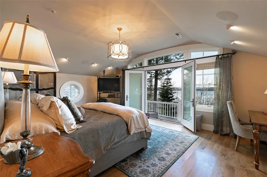 33702 N Finley Point Road Polson MT 59860