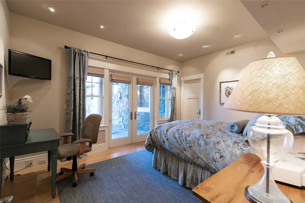 33702 N Finley Point Road Polson MT 59860