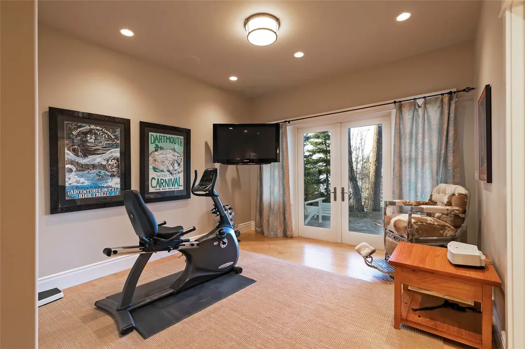 33702 N Finley Point Road Polson MT 59860