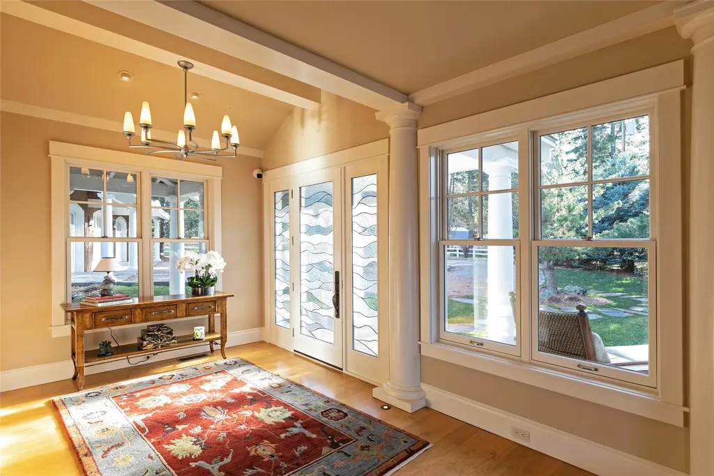 33702 N Finley Point Road Polson MT 59860