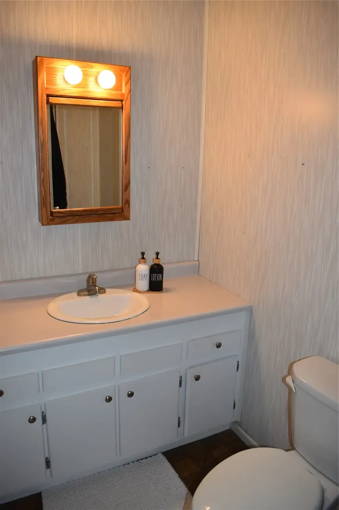 208 2nd Avenue SW Brady MT 59416