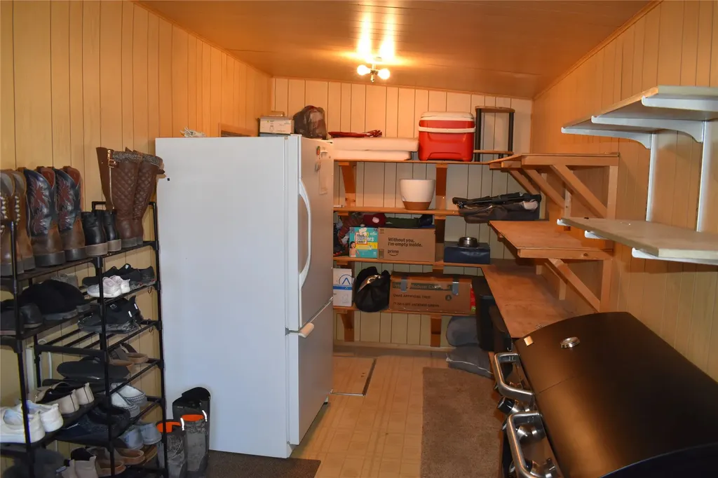 208 2nd Avenue SW Brady MT 59416