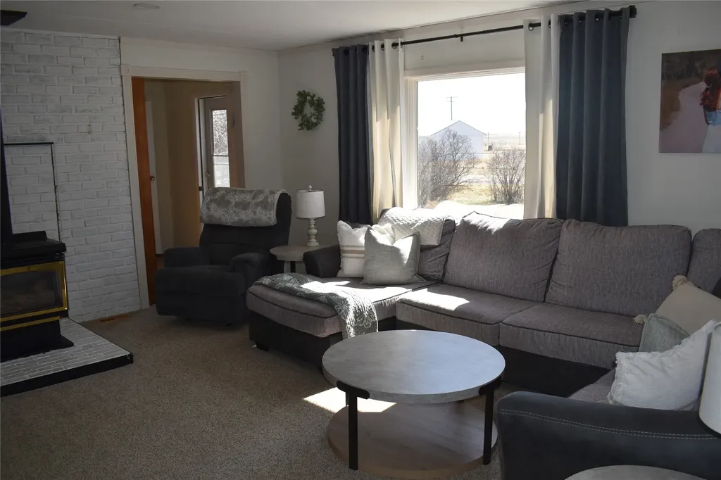 208 2nd Avenue SW Brady MT 59416