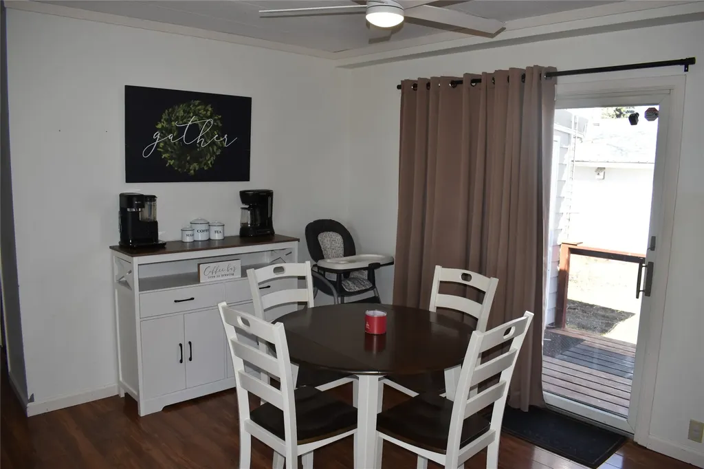 208 2nd Avenue SW Brady MT 59416