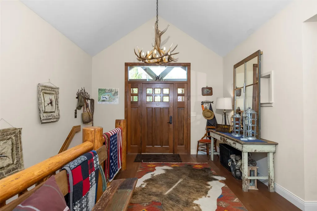 910 Mcgregor Lane Marion MT 59925