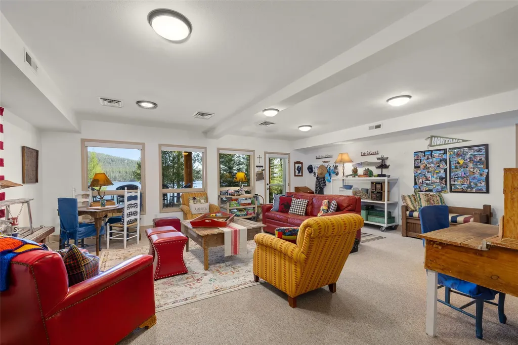 910 Mcgregor Lane Marion MT 59925
