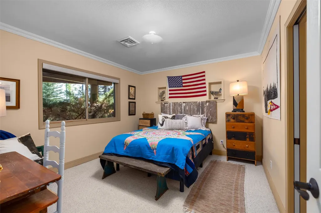 910 Mcgregor Lane Marion MT 59925
