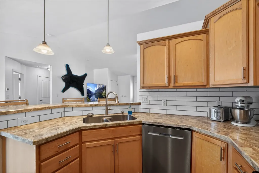 44 34th Avenue NE Great Falls MT 59404