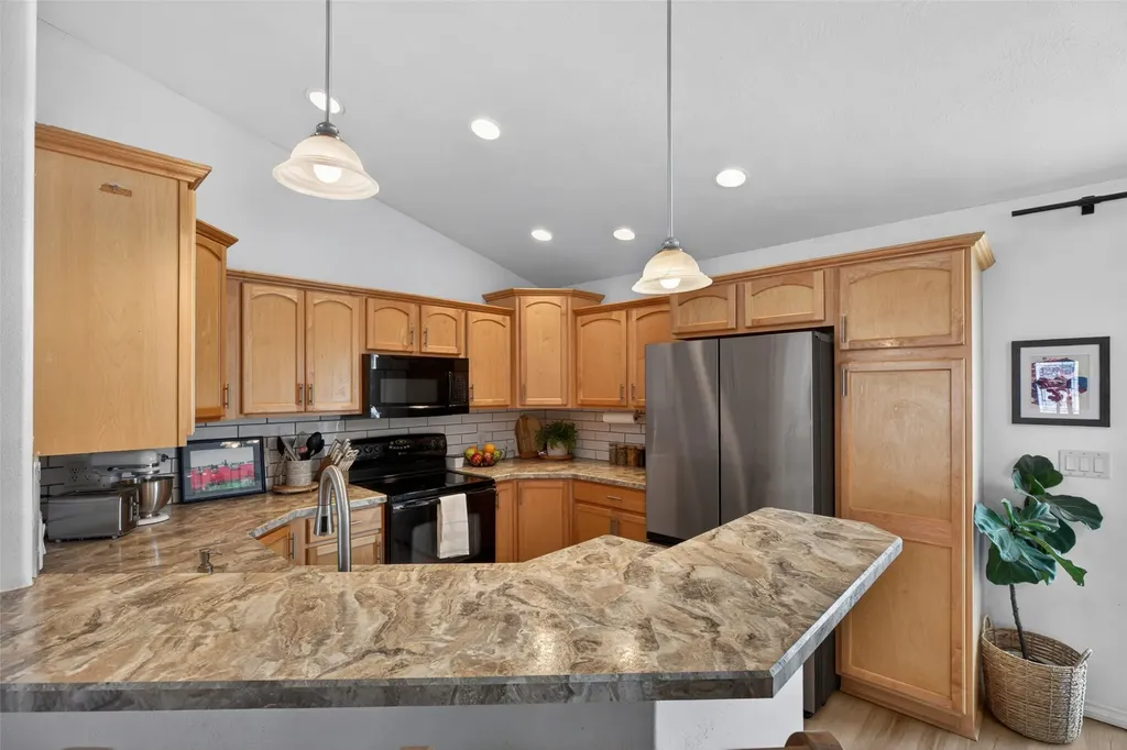 44 34th Avenue NE Great Falls MT 59404