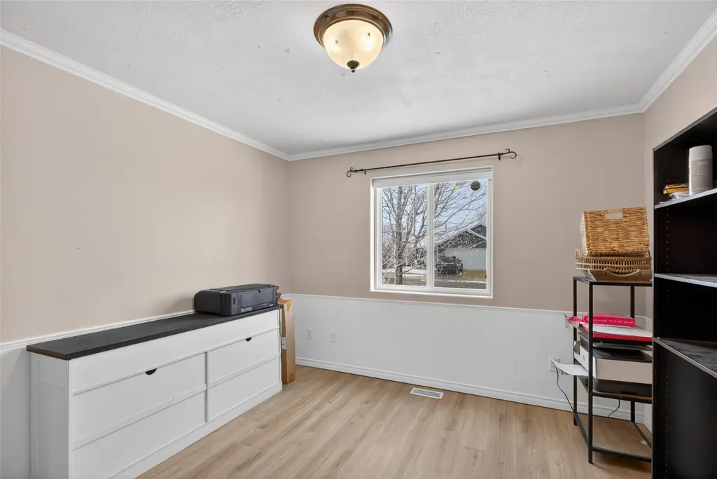 44 34th Avenue NE Great Falls MT 59404