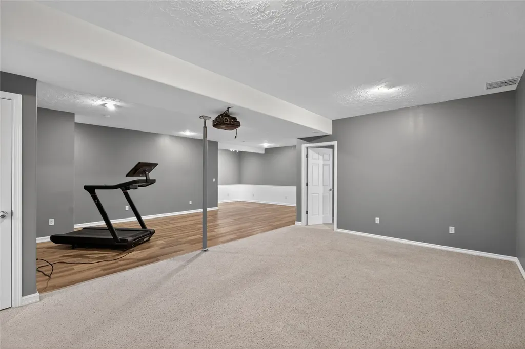 44 34th Avenue NE Great Falls MT 59404