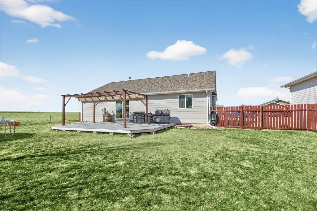 44 34th Avenue NE Great Falls MT 59404