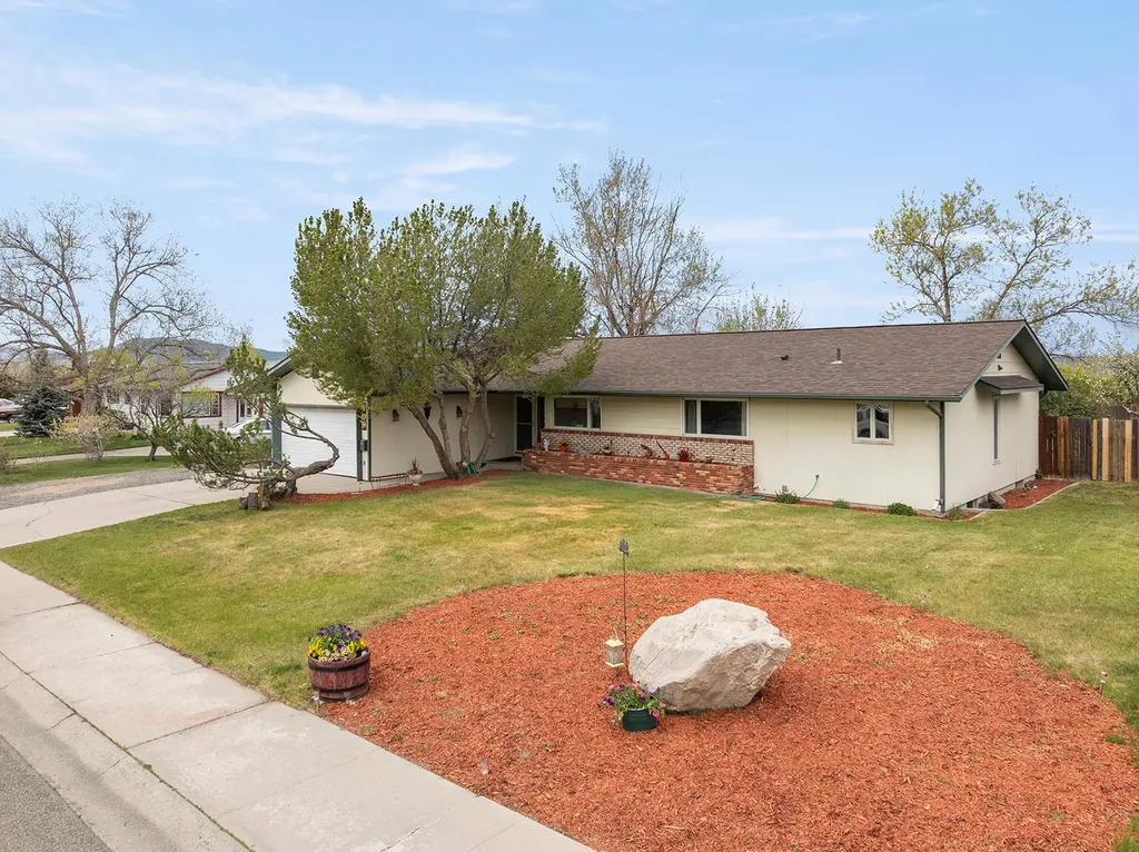 109 Elmwood Lane Helena MT 59601