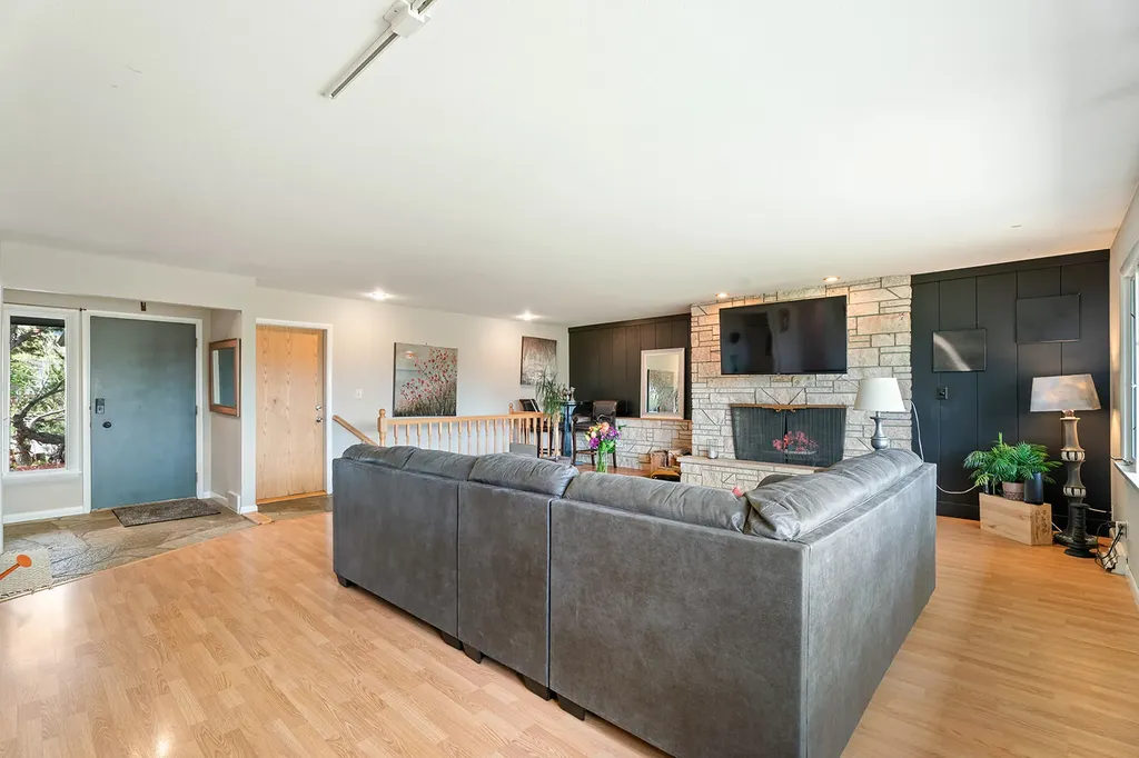 109 Elmwood Lane Helena MT 59601