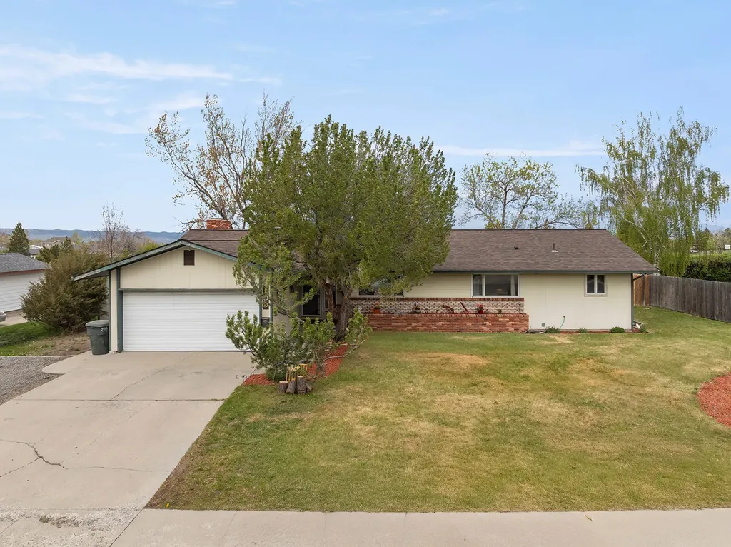 109 Elmwood Lane Helena MT 59601