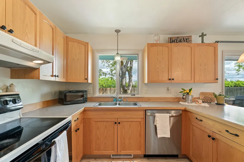 109 Elmwood Lane Helena MT 59601