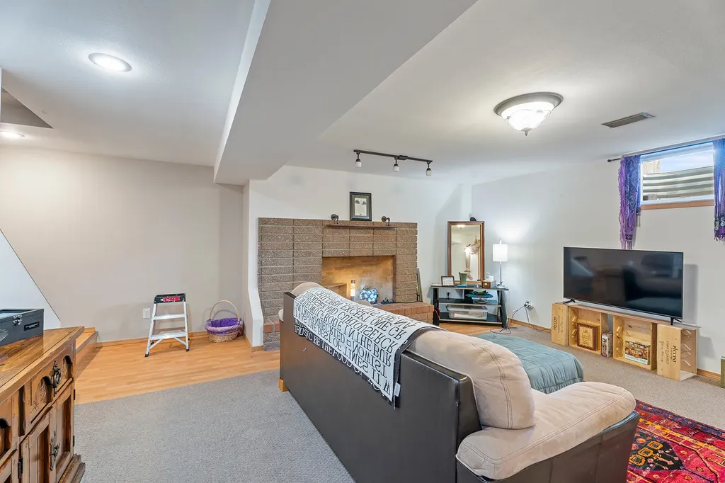 109 Elmwood Lane Helena MT 59601