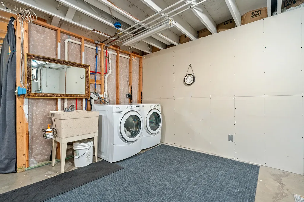 109 Elmwood Lane Helena MT 59601