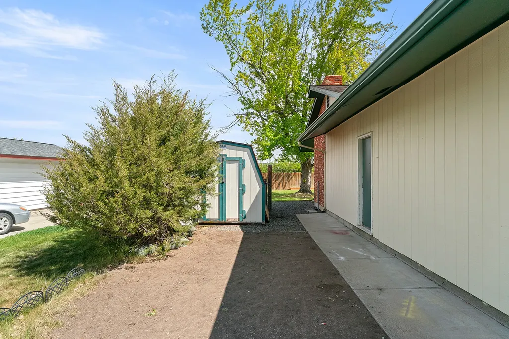 109 Elmwood Lane Helena MT 59601