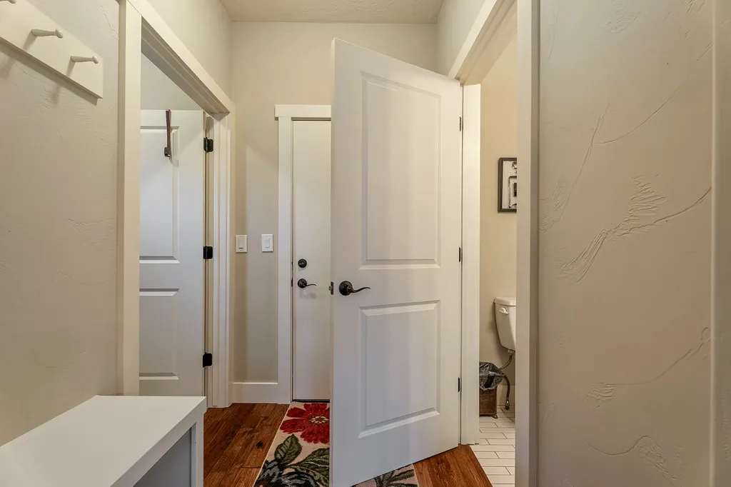 19D Cobble Stone Way Clancy MT 59634