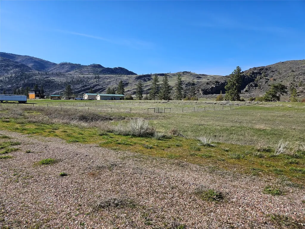 Nhn Happys Way Plains MT 59859