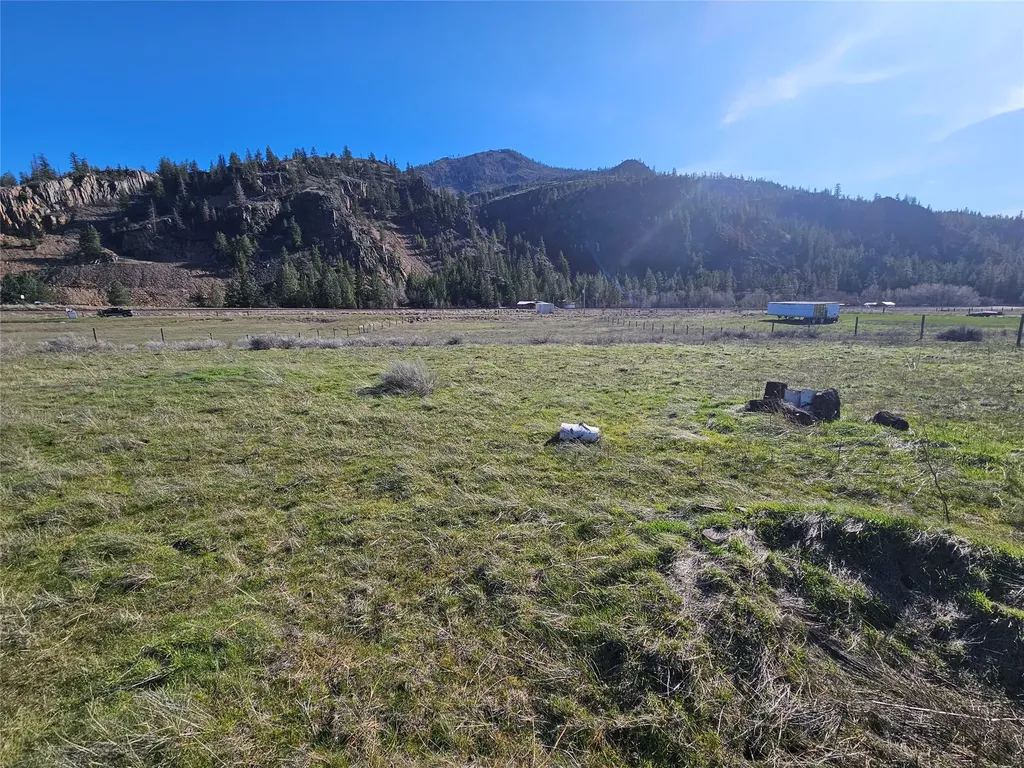 Nhn Happys Way Plains MT 59859