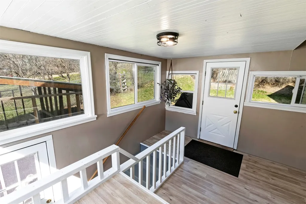 108 Orchard Lane Alberton MT 59820