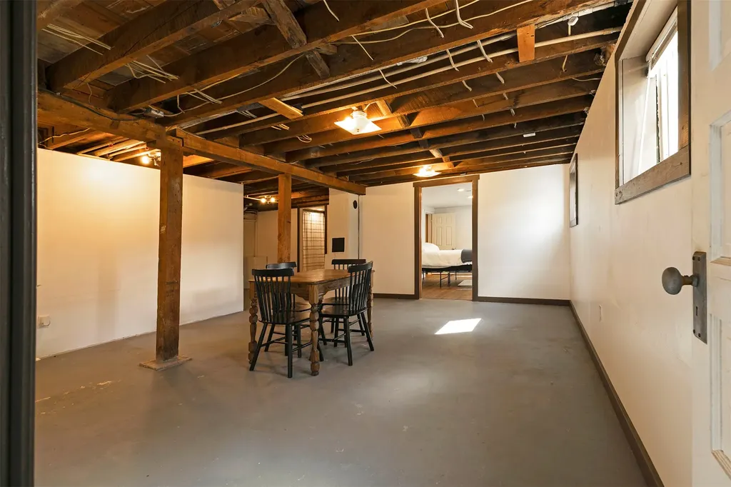 108 Orchard Lane Alberton MT 59820