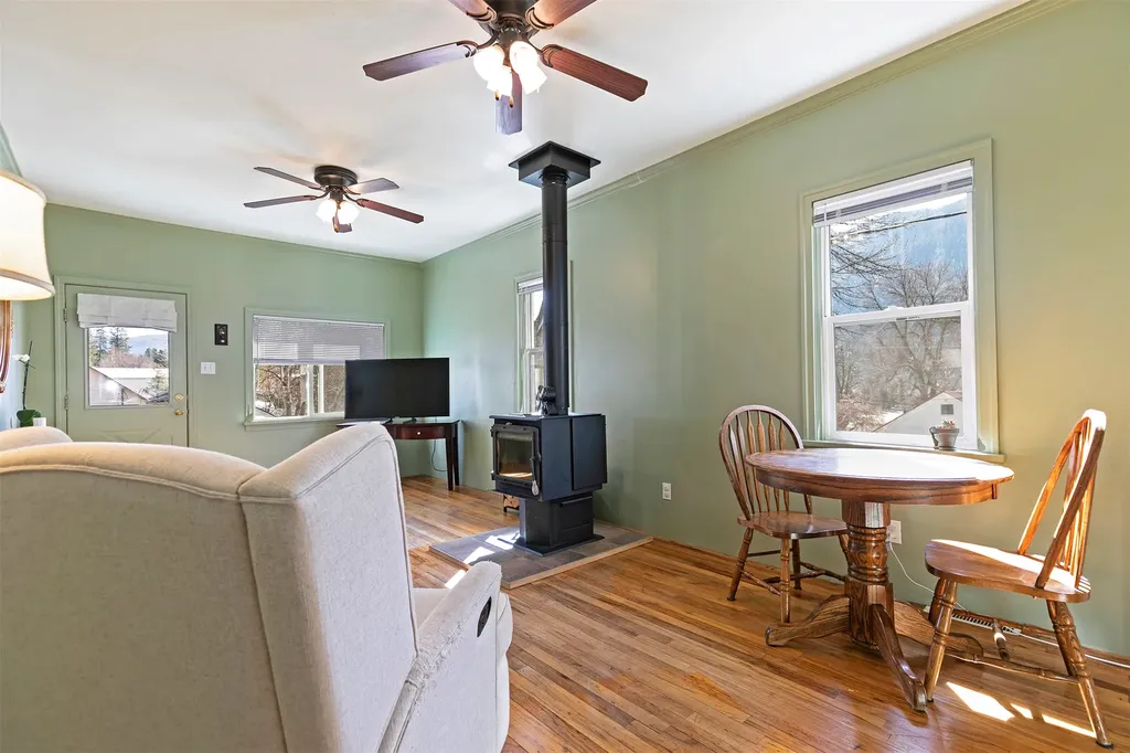 108 Orchard Lane Alberton MT 59820
