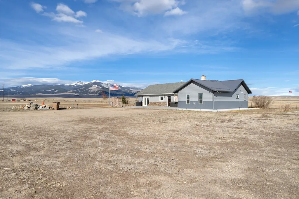 110 Mountain View Lane Deer Lodge MT 59722