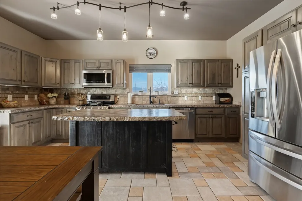 110 Mountain View Lane Deer Lodge MT 59722