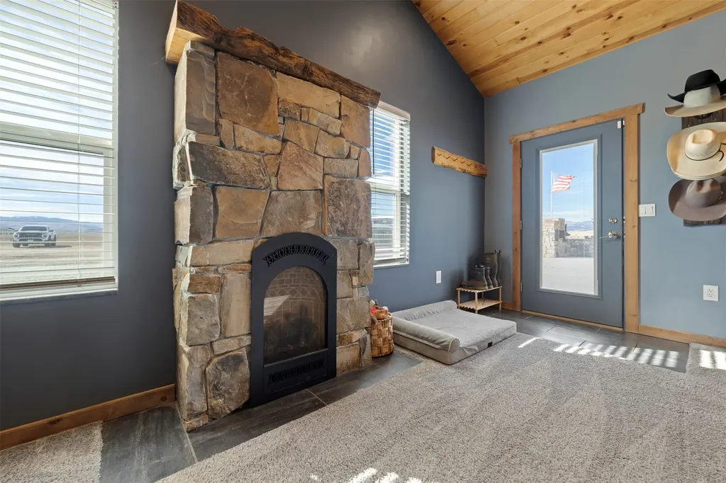 110 Mountain View Lane Deer Lodge MT 59722