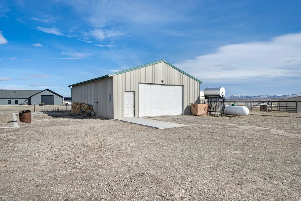 110 Mountain View Lane Deer Lodge MT 59722