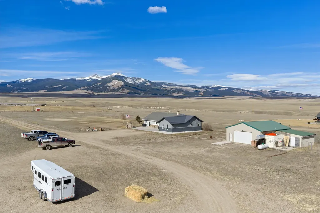 110 Mountain View Lane Deer Lodge MT 59722
