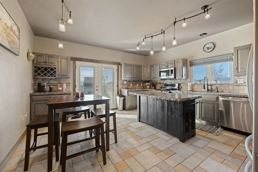 110 Mountain View Lane Deer Lodge MT 59722