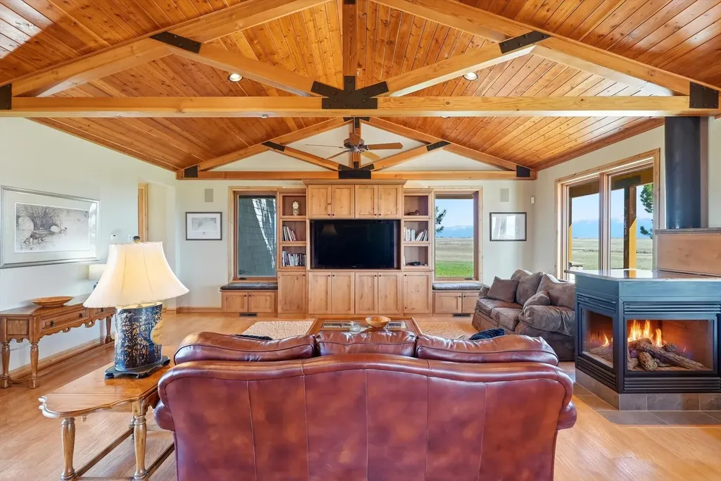 48945 Valley View Road Ronan MT 59864