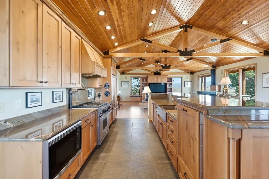 48945 Valley View Road Ronan MT 59864