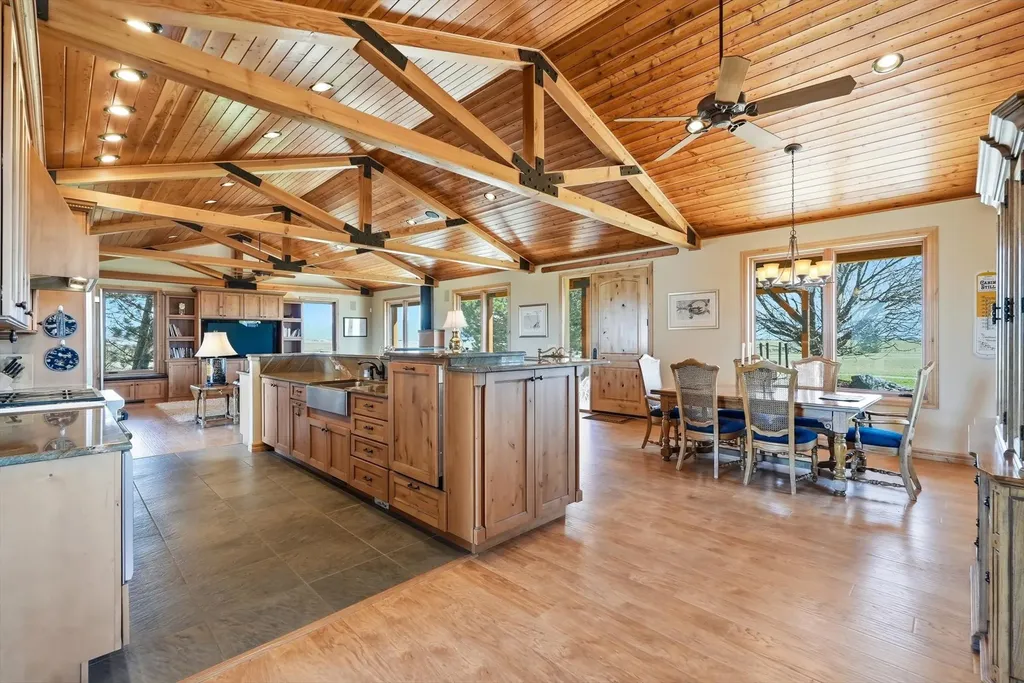 48945 Valley View Road Ronan MT 59864