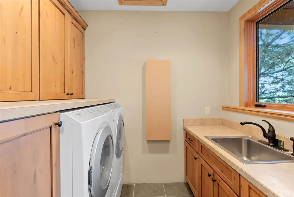 48945 Valley View Road Ronan MT 59864