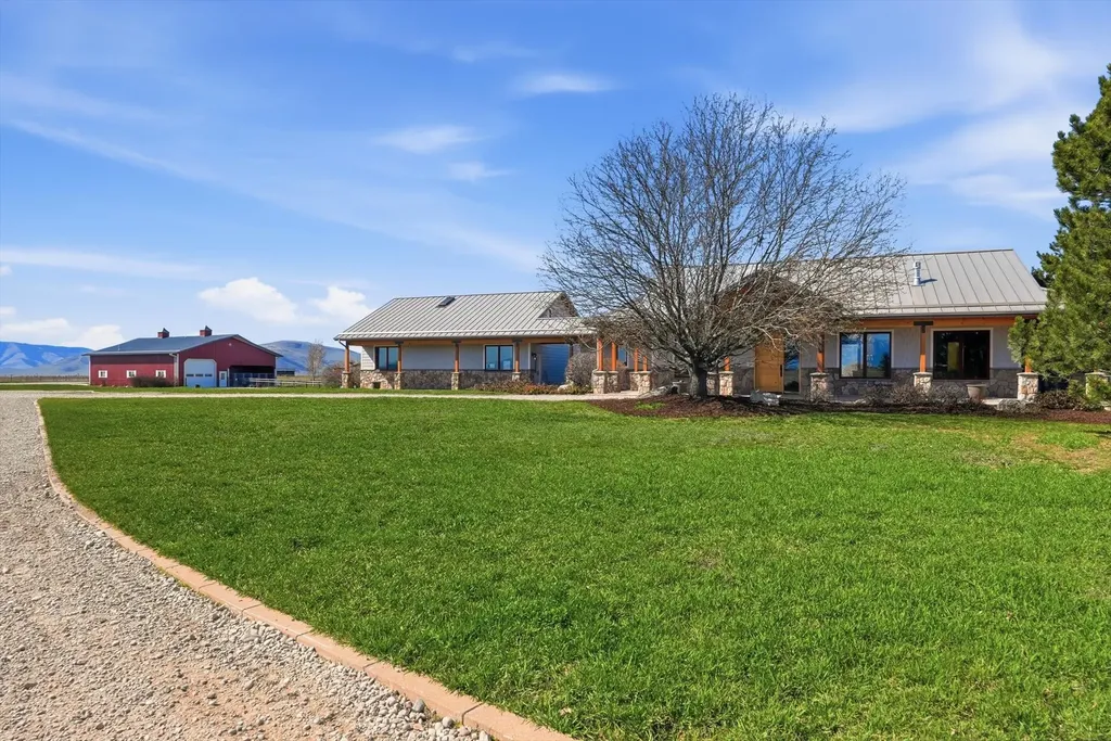 48945 Valley View Road Ronan MT 59864