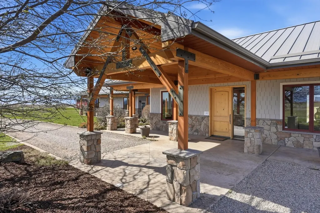 48945 Valley View Road Ronan MT 59864