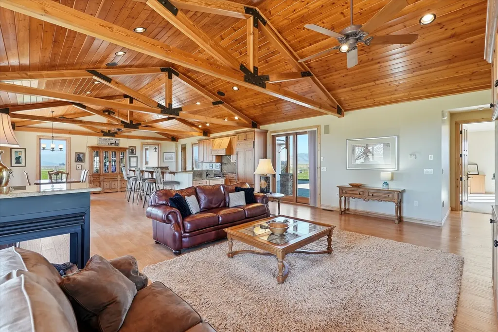 48945 Valley View Road Ronan MT 59864