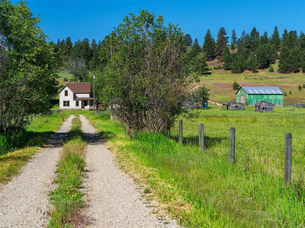 2519 Old Darby Road Darby MT 59829
