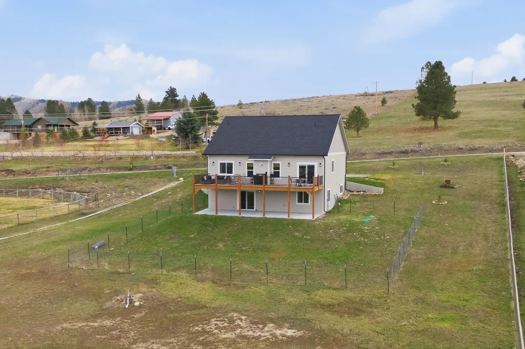 845 Cochise Way Hamilton MT 59840