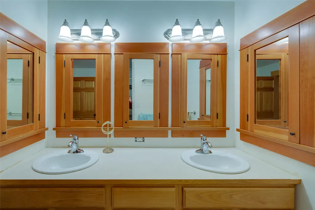 73861 Us Highway 93 St Ignatius MT 59865