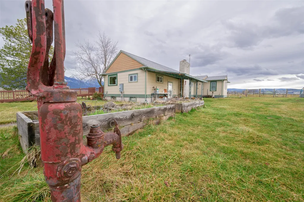 73861 Us Highway 93 St Ignatius MT 59865