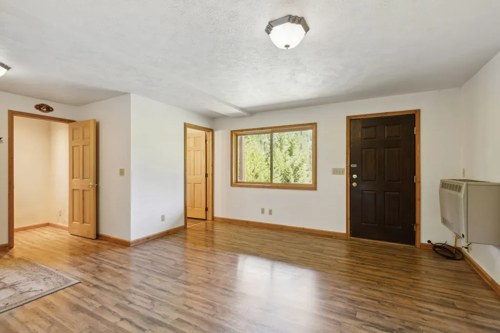 82 White Mountain Lane Alberton MT 59820